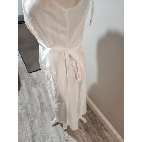 Vince white Sleeveless Double V-neck Wrap Dress Size Small - Picture 8 of 11